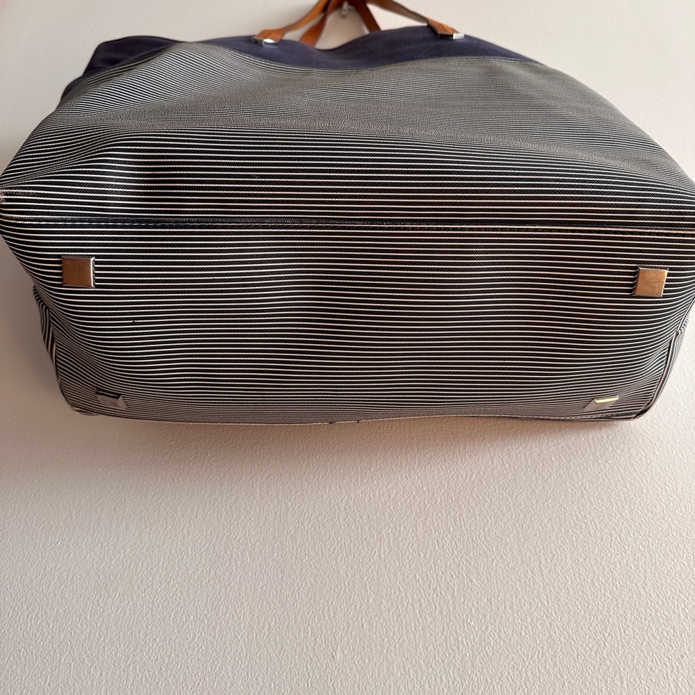 Stella & Dot Navy Tote Bag - Picture 8 of 8